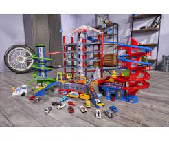 The problem that i have seen is that they seem to get backed up, meaning they have work order for the day that people come in and are not able always able to help that day. Super City Garage Super City Garage Playsets Brands Products Www Majorette Com