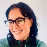 Violet Platt's Instagram, Twitter & Facebook