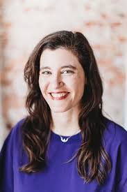 Krista Reynolds's Instagram, Twitter & Facebook