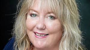 Mediums bring live show to Tweed Heads