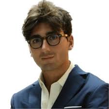 I'm happy to share that this week I've joined Amundi's headquarter in  Paris, as part of the Investment Solutions team!