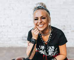 Denn wie die beiden schlagerstars in dem interview weiter. Marina Marx Im Interview Uber Schlager Rock Und Musikalische Vorbilder