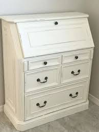 However, the reason you should sand a piece of furniture is so you can create enough grit or tooth on the surface for the paint to stick. How To Refinish Furniture With Chalk Paint A Mom S Take