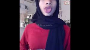 ometv tudung baju merah HD • Pornhex