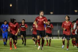 Pasukan garuda dijadwalkan melakoni sejumlah laga ujicoba dan kualifikasi piala dunia. Spaso Senang Empat Pemain U 19 Dipanggil Ke Timnas Senior Republika Online