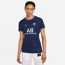 Hummel goes for quite a clean look for the hummel gimnasia 2021 home shirt. Buy Camisa Del Paris Saint Germain 2021 Cheap Online