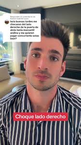 Abogado Pateando Puerta