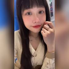 那種一綠燈馬上按喇叭提醒前車的人到底在想什麼🤔