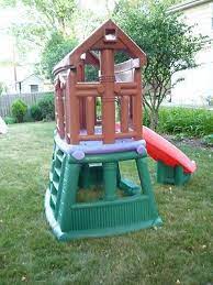 Challe herself (a troll female) stands next to the hut, watching over the babies inside. Image Result For Little Tikes Timbertop Treehouse Swing Tree House Little Tikes Swing Set