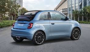 They gave me the best service ever! Fiat 500 E Knuddeliger Stromer Puls Magazin
