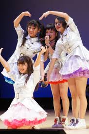 Tetsu1227 Sugi7016 愛媛の鉄ヲタ Pa Twitter 12月22日 愛の葉girls のセトリ 君好き オレンジモンスター Selftalk モノクロ め組のひと ハイスクールララバイ 晴れた日にはからりから Song アグリズム Zero Ayanonと一緒に 虹色マジック Karari アンコール ベリー