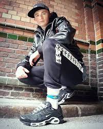 Mittagspause In Der Hafencity Tns Niketns Niketn Airmaxplus Niketuned Sneakerhead Sneakerheads Sneaker Sneakerfreak S Jungs Sneaker Mittagspause