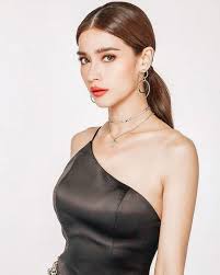 Nam diễn viên 37 tuổi đã bị nhiễm trùng bàn chân trái và cắt bỏ bàn chân trái của anh đến hết phần mắt cá chân. Ná»¯ Diá»…n Vien Thai Lan Ä'oi Kiá»‡n Huyá»n Baby Vi Sá»­ Dá»¥ng Trai Phep Hinh áº£nh Cá»§a Minh Ä'á»ƒ Quáº£ng Cao Bao NgÆ°á»i Lao Ä'á»™ng