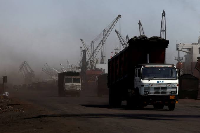 India's thermal coal imports drop to 4-year low as green power rises |  Reuters