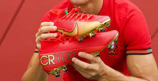 Entspricht der cr7 fußballschuh der stufe design an qualität, die ich als kunde in dieser preiskategorie erwarten geben kann? Nike Mercurial Superfly Cr7 100 Tore Fussballschuhe Enthullt Debut Heute Gegen Frankreich Nur Fussball