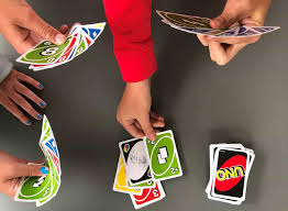 In The Card Game Uno, Do You Have To Show How Many Cards You Have  Throughout The Game? - Quora