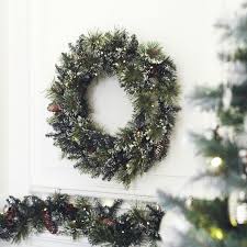 Balsam hill offers a diverse collection of wreaths, garlands, and foliage to spruce up your home for christmas. Buy Habitat Prelit Snowtipped Faux Foliage Christmas Wreath Christmas Wreaths And Garlands Argos