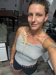 Looking for a 120 gallon (4x2x2) that won't break the bank! 🐍