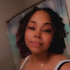 Selena Serrano's Instagram, Twitter & Facebook