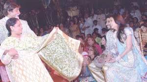 Born 1 november 1973) is an indian actress and the winner of the miss world 1994 pageant. Aishwarya Rai Abhishek Bachchan 13th Wedding Anniversary From Invitation Card To Saath Phere Lesser Seen Moments