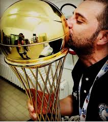 ORGOGLI PARTENOPEI. LA NAPOLI...