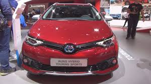 Toyota avensis touring sports 2.0. Toyota Auris Touring Sports Hybrid Style Selection 2018 Exterior And Interior Youtube
