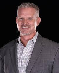 Justin Couey's Instagram, Twitter & Facebook