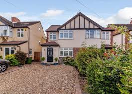 All new chefs dream kitchen with upgraded stainless steel appliances, custom cabinets, solid surface countertops and center island. Telegraph Lane Claygate Kt10 3 Bed Semi Detached House 700 000