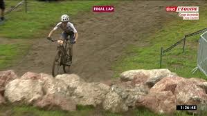 Lors de sa première saison en tant que moindre en 2016, loana lecomte vtt taille poids. Quatrieme Succes Pour Loana Lecomte Qui Remporte La Manche De Coupe Du Monde Aux Gets L Equipe