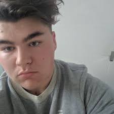 Angus Miles (@AngusMiles1)