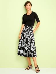 Black And White Pleated Midi Skirt Graphic Blooms Get A Polished Rethink In Classic Black And White Chic And Sophisticated This Staple Ski Pleated Midi Skirt Midi Skirt With Pockets Midi Skirt