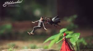 Edit foto ilustrasi cetak+bingkai desain custom lucu murah kado wisuda. Bikin Foto Pre Wedding Jadi Miniatur Tertarik Mencoba Citizen6 Liputan6 Com