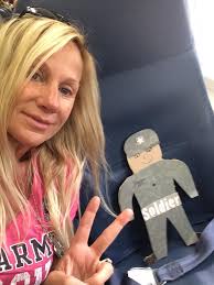 Me and FLAT SGM Alan Jonason. The beginning of the Australia tour!  #Armystrong