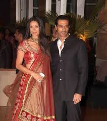 Arjun Rampal Wedding Pictures With Mehr Jesia Wife Age Difference Love Story Indian Models Marriage Pictures Wedding Pictures
