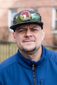 Doormen, supers demand wage increase in new contract