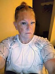 When someone chooses to be Elton John for Halloween!🤣😄