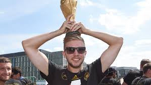 Christoph kramer (born 19 february 1991) is a german professional footballer who plays as a defensive midfielder for bundesliga club borussia mönchengladbach.34. Christoph Kramer Geklaute Andenken An Das Wm Finale Bunte De
