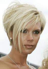 Coupe cheveux courts femme 50 ans, bob long. Like This But A Bit Less Boxy Cheveux Courts Coiffure Cheveux Cours Coupe De Cheveux Courte