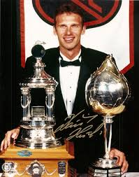 Michael hasck, mike hasek, michael hassek. Dominik Hasek Cards Rookie Cards Autographed Memorabilia Guide