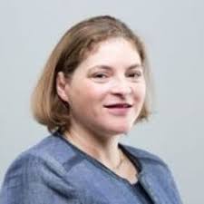 Rachel Hendry (@RachelHDM)