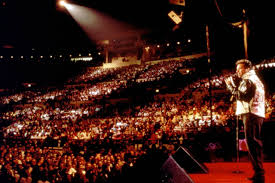 How many comedians have performed at madison square garden. No Joke Comedians Fill Giant Stadiums Wsj