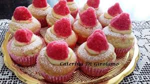 Arriva dall'isola d'elba la ricetta per la schiaccia più dolce e colorata dell'estate: Cardinali Dolci Sardi Con Crema E Alchermes Dolci Manie In Cucina