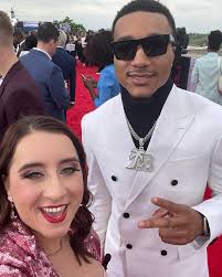 We lost but I made some fun pants! (Yes, I am open to commissions). Should  I have seen it as a sign that the prettiest lighting was in front of a  dumpster? #