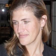 Leah Macfarlane's Instagram, Twitter & Facebook