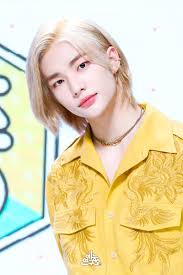 Это ведь не сон….хёнджин#hyunjin pic.twitter.com/vuplbqu759. Stray Kids Poland On Twitter Mc Hyunjin W Programie Show Music Core Zdjecie Pochodzi Z 22 08 2020 Stray Kids Hyunjin Straykids Jyp Kpop Https T Co Qlg08dqfp4