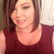 Amanda Lanclos's Instagram, Twitter & Facebook