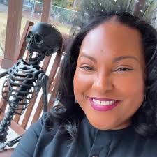 Is Ms Wilkes dining room help yourself?