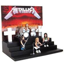 Everything you need to know about the story behind the song, amp and pedal settings as well as used guitar techniques. Metallica Master Of Puppets 25 Pieces Actionfiguren Playset Cardport Collectors Shop