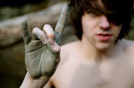 Leslie Hacker's Instagram, Twitter & Facebook