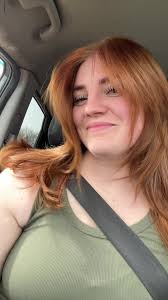 Holly Willoughby Haircut Mom